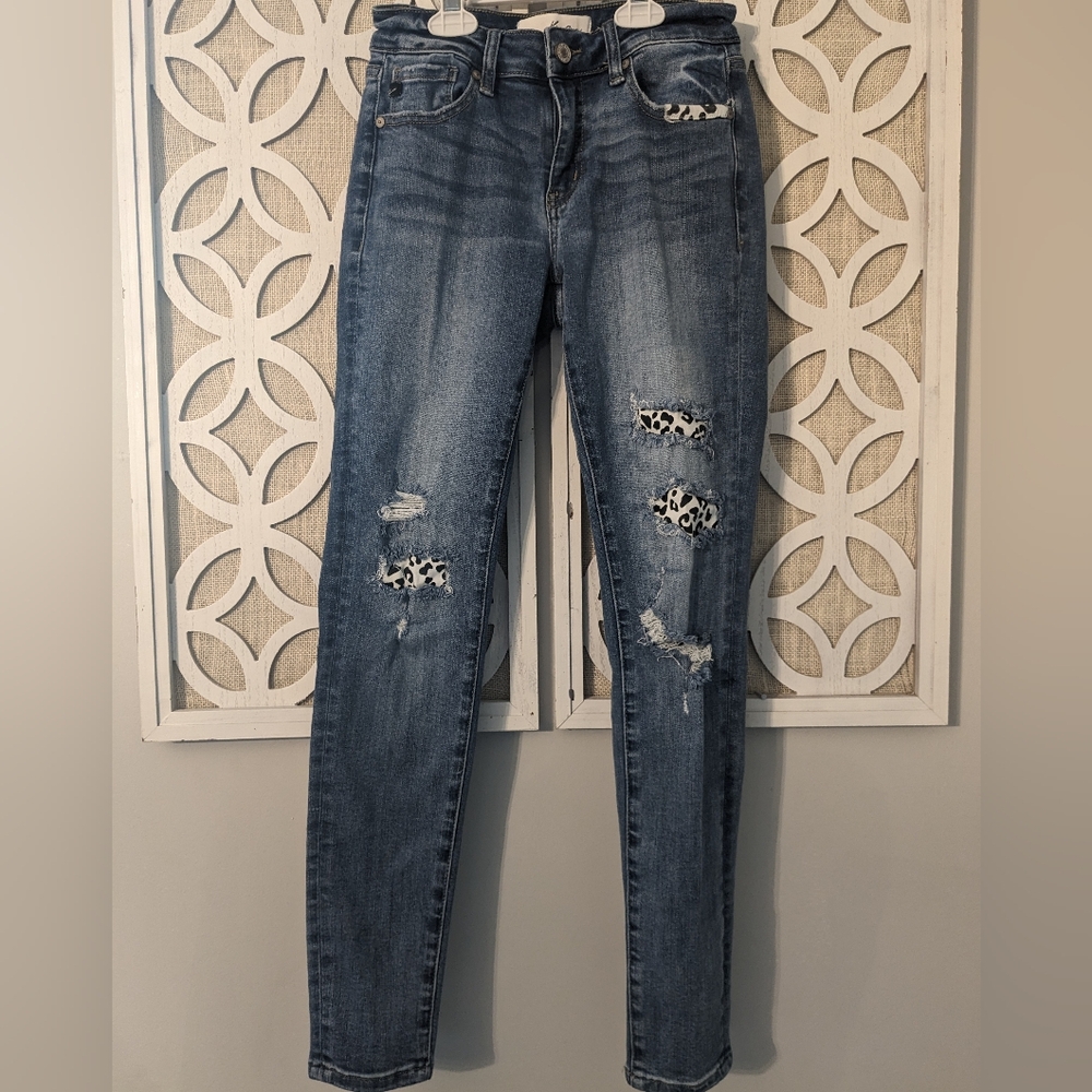 KanCan leopard print patch distressed‎ skinny jeans
